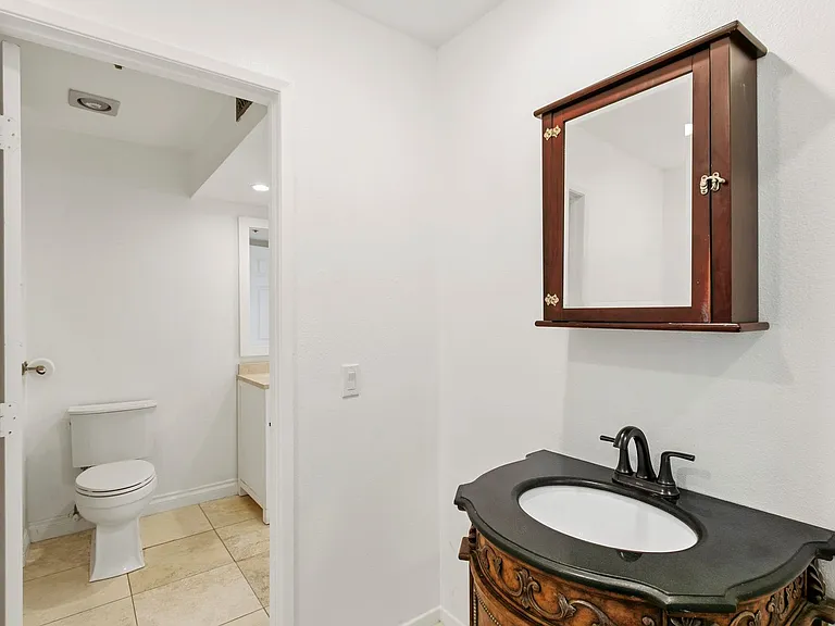 260 Cagney Ln #114 — Photo 22