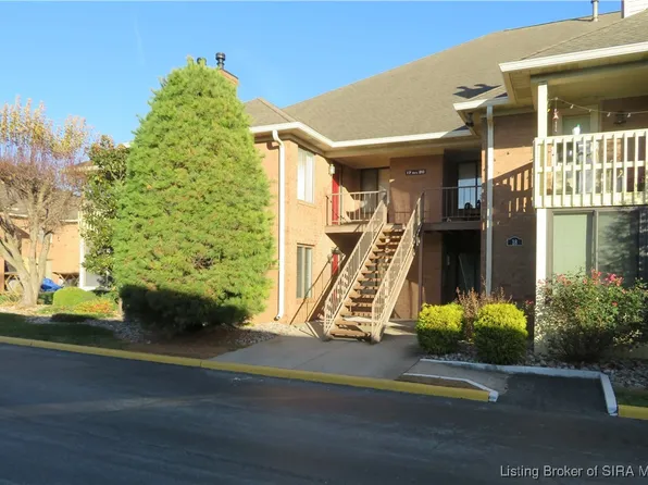 1710 New Albany-Chas Road #17 & 13G, Jeffersonville, IN 47130