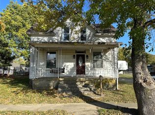 501 Walnut St, Hope, IN 47246