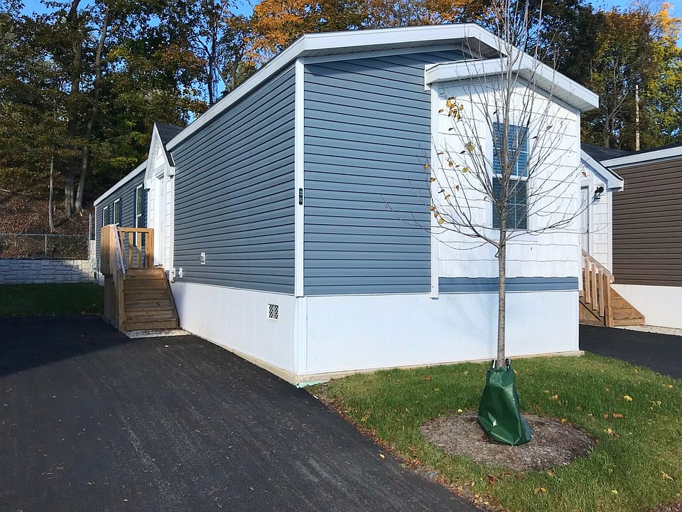1st image of 26 Windward Way