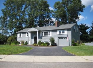1 Island Rd, Franklin, MA 02038