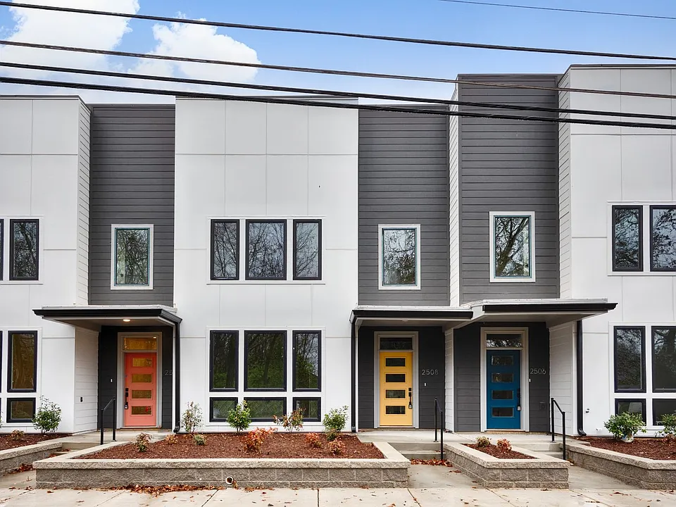 2508 Freeman Rd SW