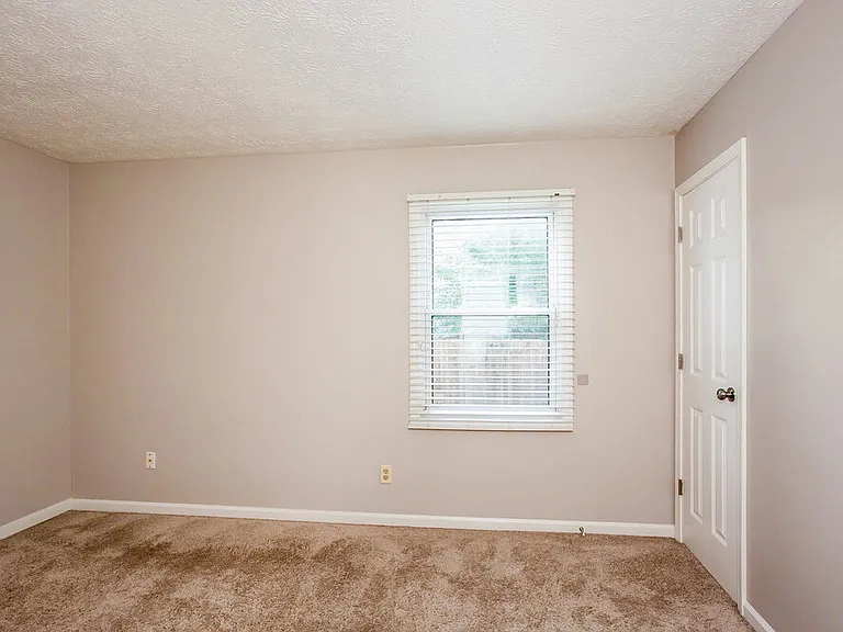 5723 Ensenada Ave — Photo 12