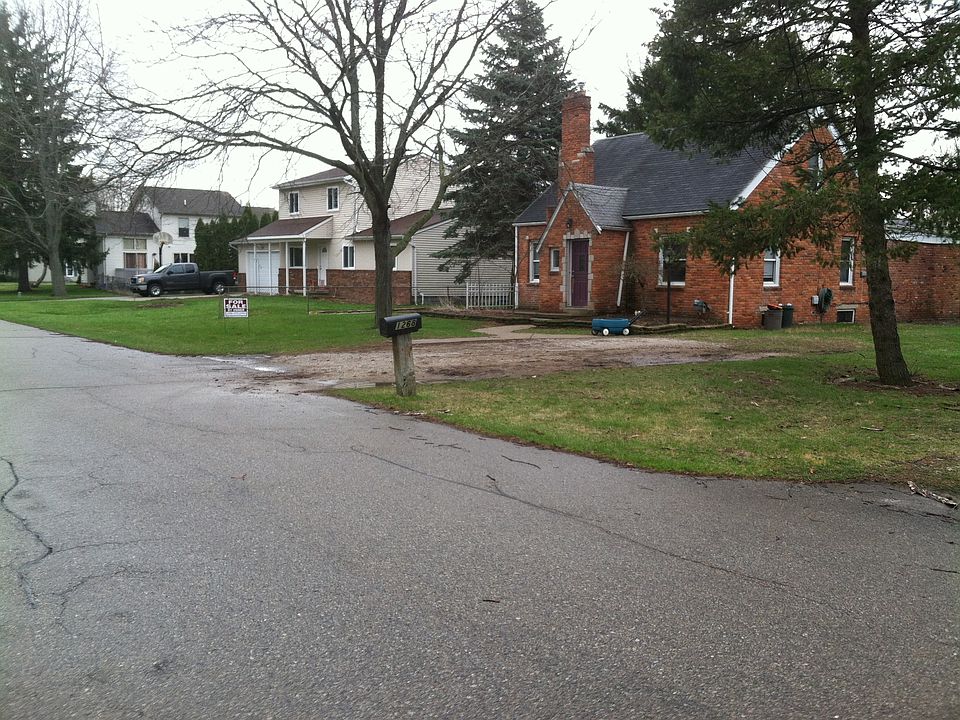 2nd image of 1268 Cambria Dr