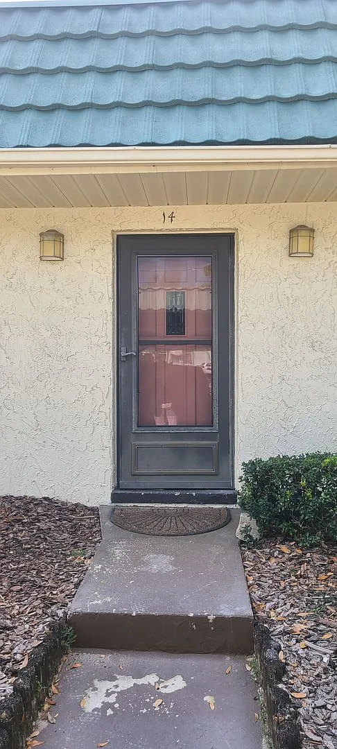 Two-Bedroom Villa in 55+ community — Photo 2