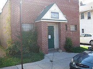 2nd image of 395 W Wayne St