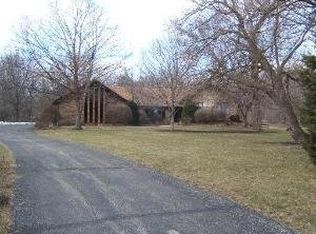 4N826 Honey Hill Cir, Wayne, IL