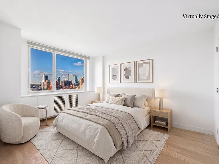 301 W 53rd St #24B — Photo 4
