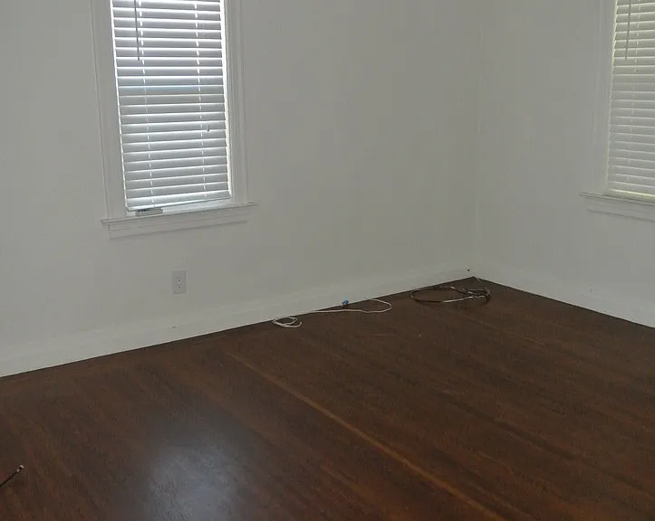 1341 Maple St — Photo 13