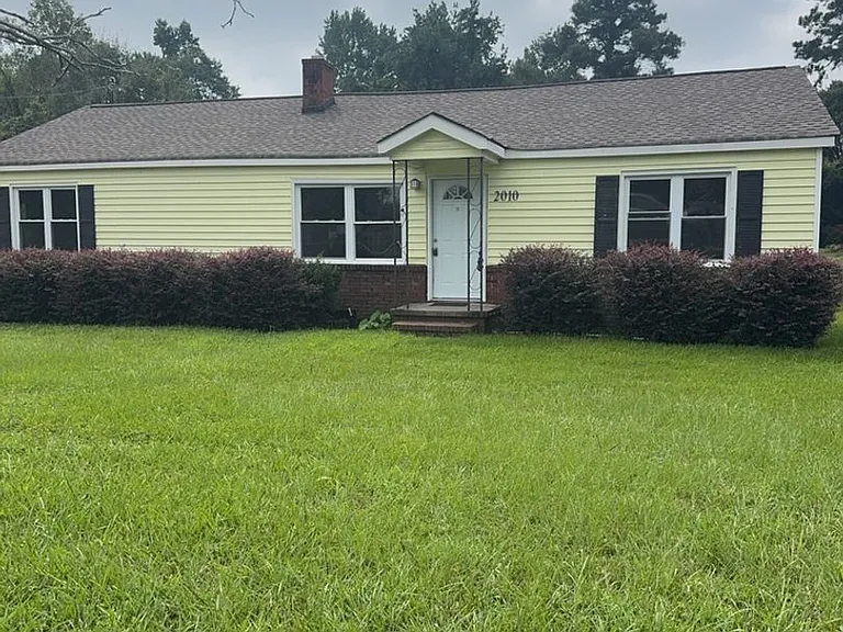 2010 Cook Rd — Photo 1