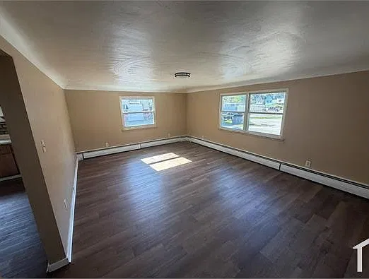 3 bed, 1270 sqft, $1,495 — Photo 4