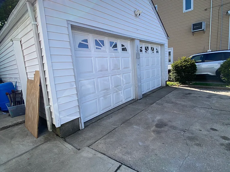 336 Scranton Ave #1 — Photo 20