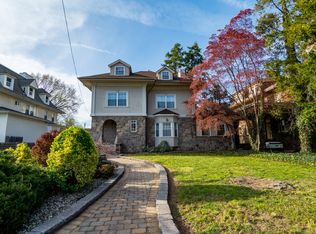 21 Aberdeen Rd, Elizabeth, NJ 07208