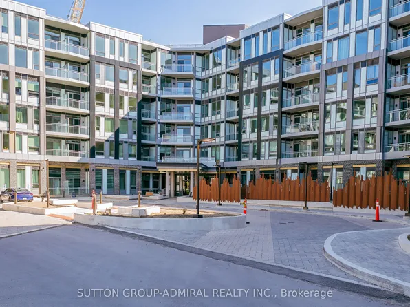 2501 Saw Whet Blvd #537, Oakville, ON L6M 5M9