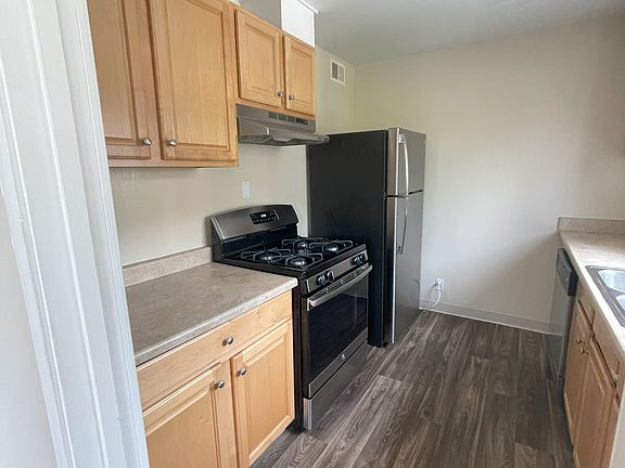4th image of 123 N El Camino Real APT 15