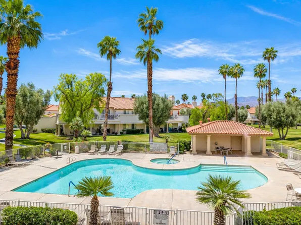 654 N Vista Lago Cir, Palm Desert, CA 92211