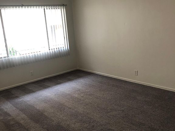 4th image of 1324 14th St APT 8