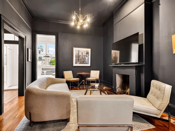 313 W Bolton St, Savannah, GA 31401