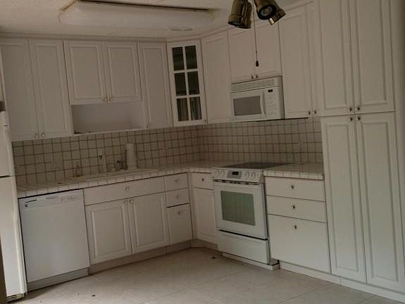 2nd image of 3002 San Clara Dr