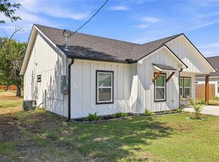 1609 2nd St, Brownwood, TX 76801