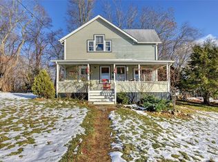 168 Alsada Rd, Swansea, MA 02777