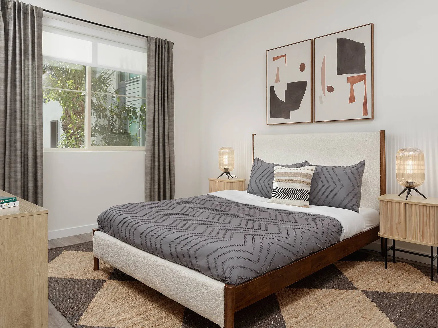 Zia Apartments — Photo 4