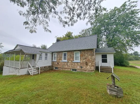 10301 N Loomis Rd, Clare, MI 48617