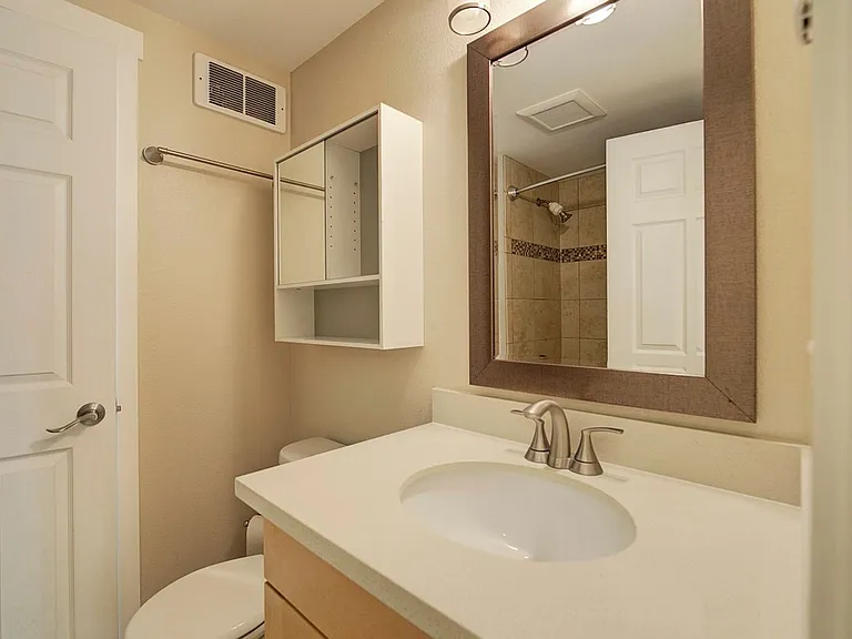 9840 NE 116th Street — Photo 29