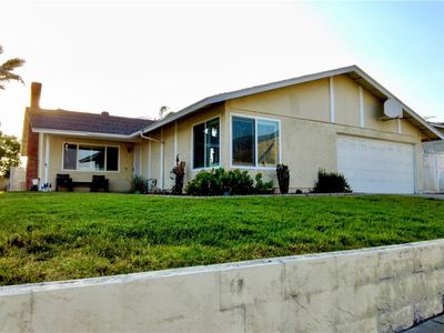 6554 Seine Ct, Highland, CA, 92346