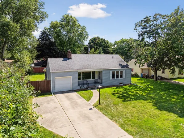 1038 Mary St N, Maplewood, MN 55119