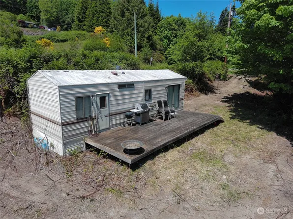 2805 South Point Road, Port Ludlow, WA 98365