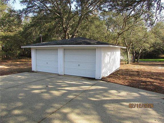 3rd image of 7425 Pake Rd