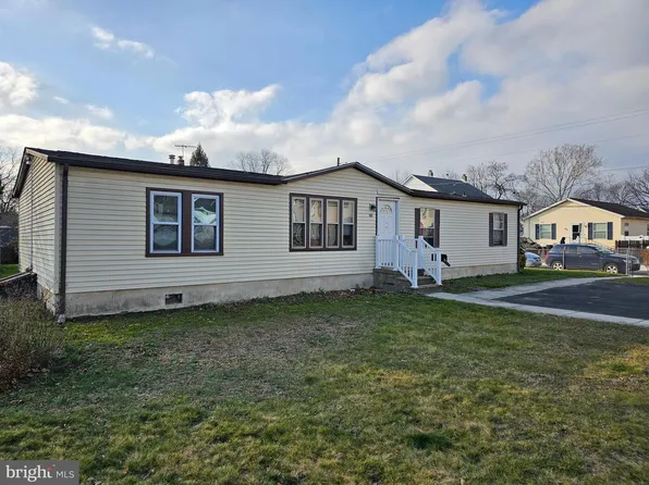200 W Washington St, Paulsboro, NJ 08066