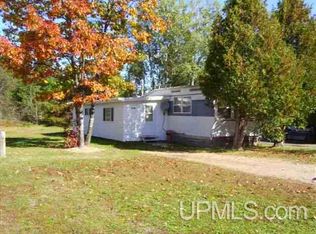 E5360 Woodland Ave, Au Train, MI 49806