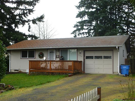 2nd image of 2706 NE 110th Ave