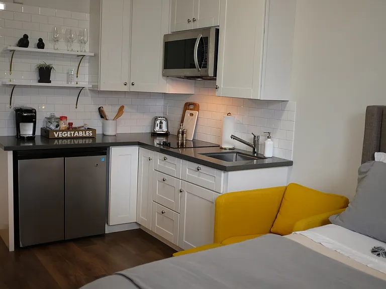 155 W Santa Clara St — Photo 32