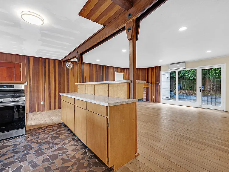 254 Los Altos Dr — Photo 7