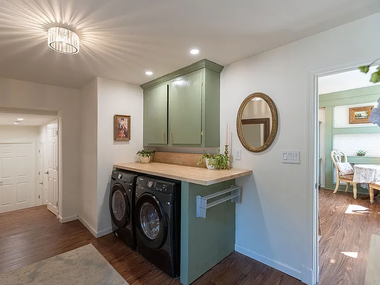 29 Lincoln Ave #1 — Photo 59