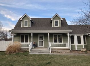 8 N Ora Ct, Valley Center, KS 67147
