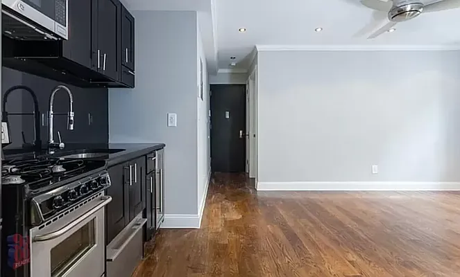 Rented by REAL New York | media 10