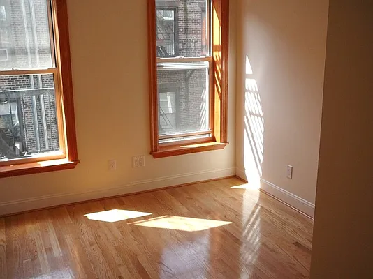 Rented by Kings Court Real Estate | media 8