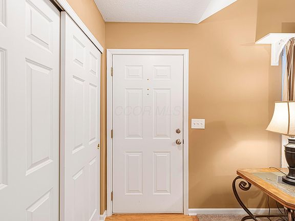 5th image of 7904 Meadowlark Ln S