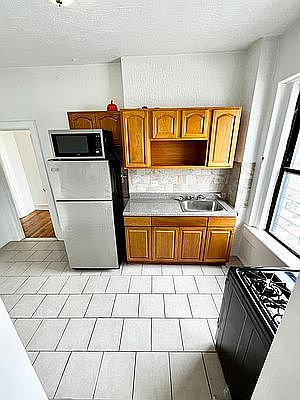 2nd image of 550 W 157th St APT 107
