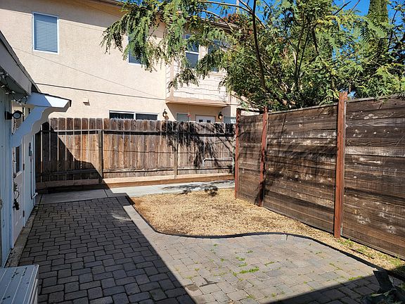 2nd image of 4804 W Mountain View Dr #A