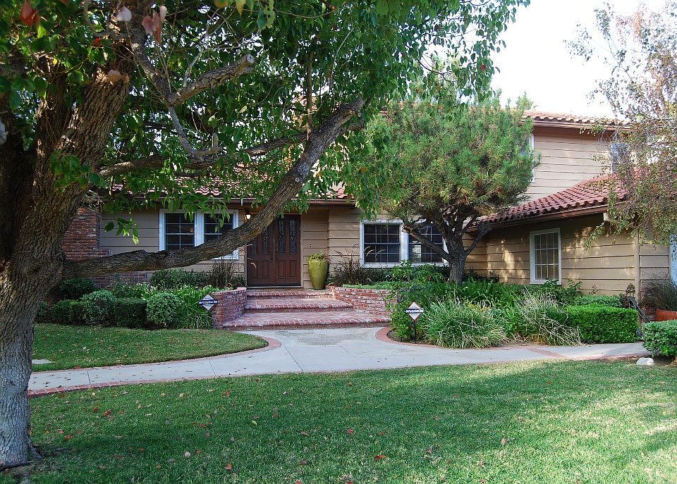 1st image of 7625 Pomelo Dr