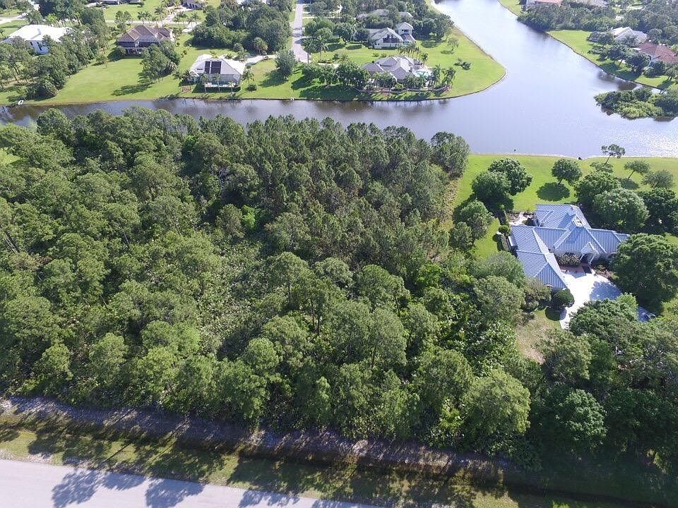 2nd image of 7881 Saddlebrook Dr