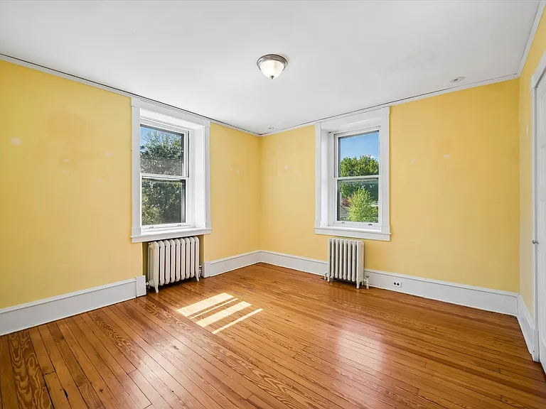 416 E Athens Ave — Photo 24