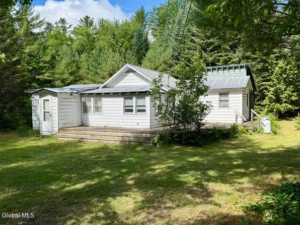 35 Loch Muller Road, Olmstedville, NY 12870