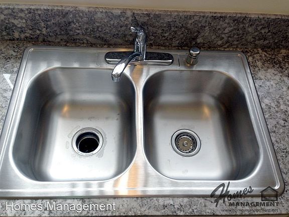 5th image of 420 W 6th Ave APT C