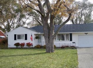206 Jacobs Dr, Wapakoneta, OH 45895